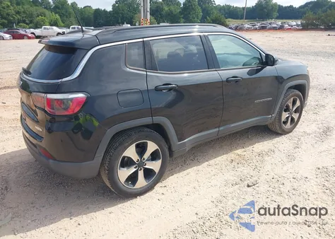 2018 Jeep Compass Latitude Fwd z USA, uszkodzony, nr VIN 3C4NJCBB5JT125499